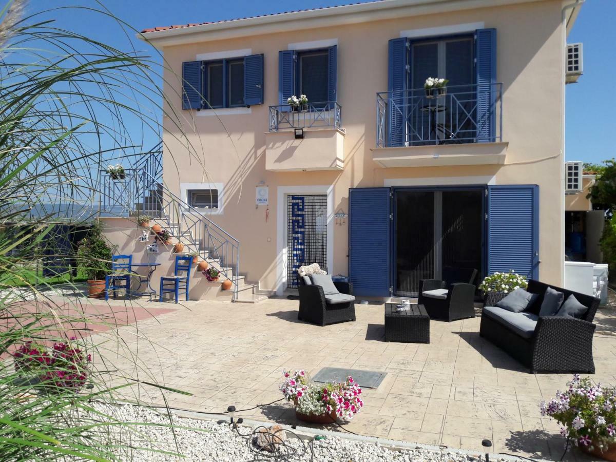 Villa Finiki Messinia Upstairs Buitenkant foto
